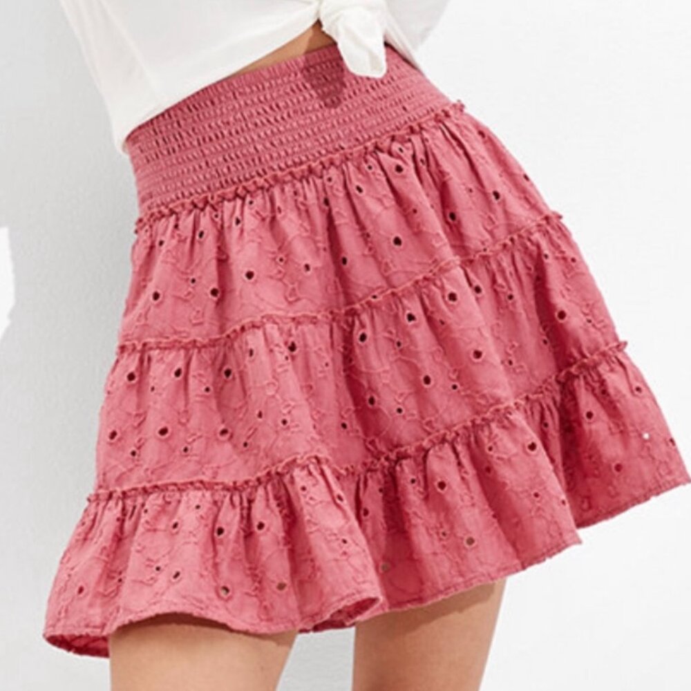 American Eagle pink eyelet skirt size S